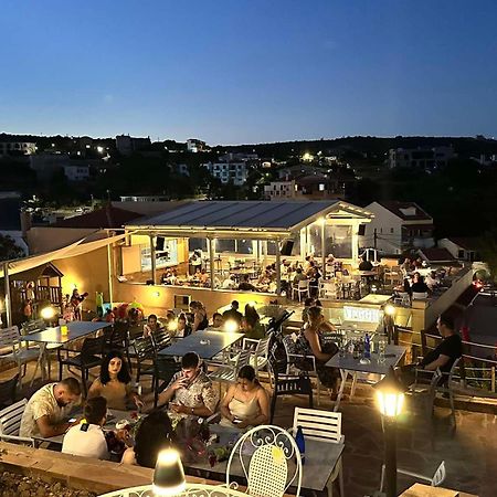 Sun Village Hotel Apartments Megás Limniónas Eksteriør bilde