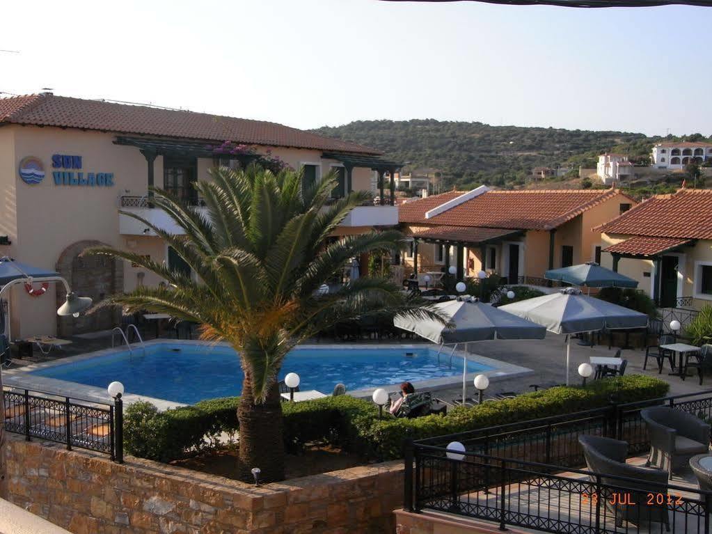 Sun Village Hotel Apartments Megás Limniónas Eksteriør bilde