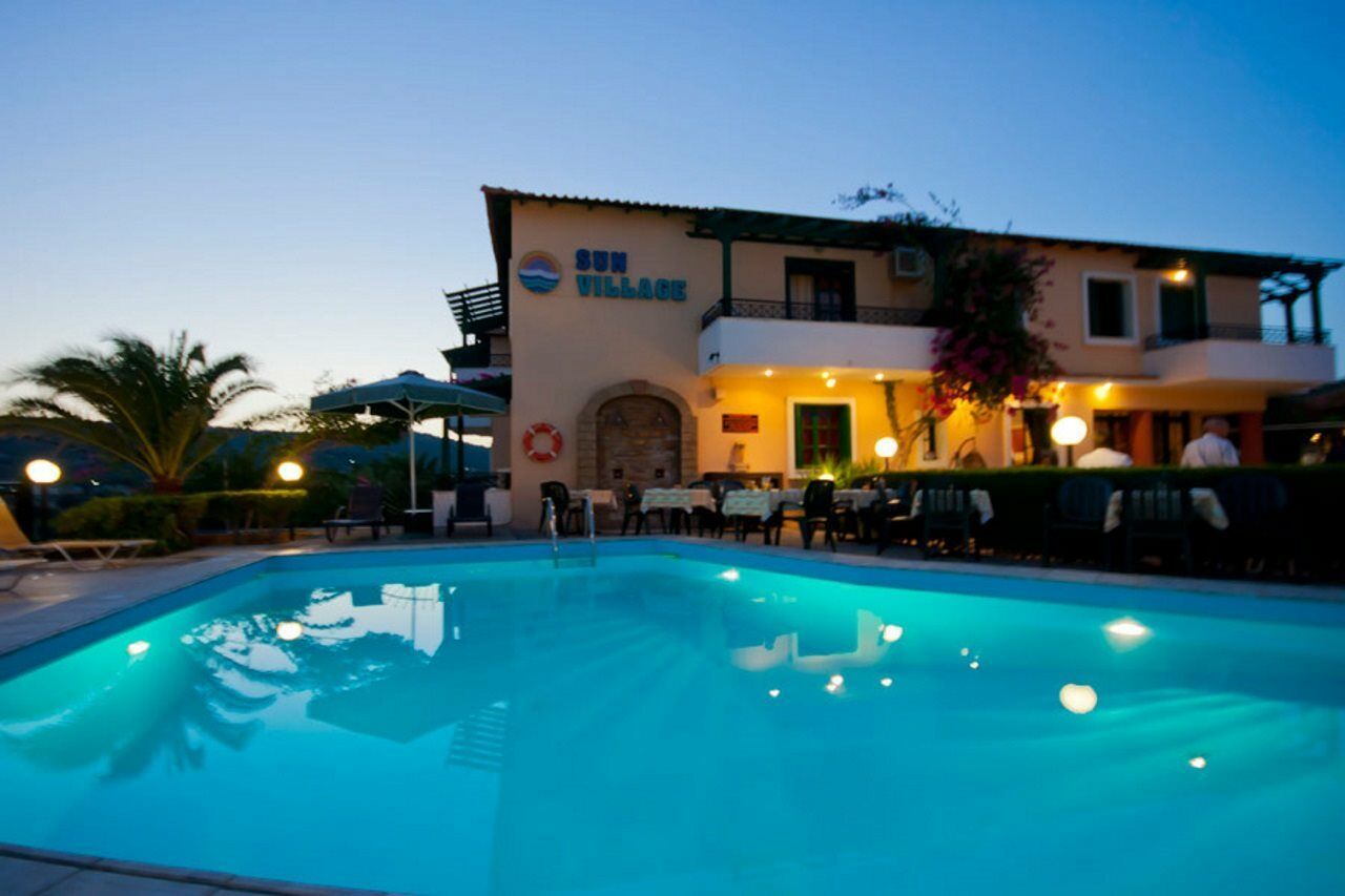 Sun Village Hotel Apartments Megás Limniónas Eksteriør bilde