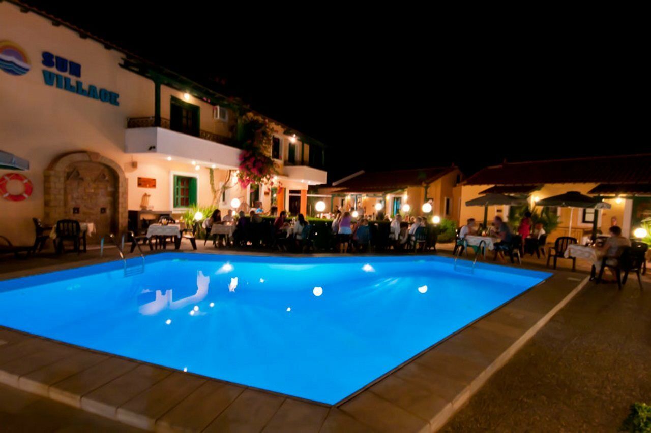 Sun Village Hotel Apartments Megás Limniónas Eksteriør bilde