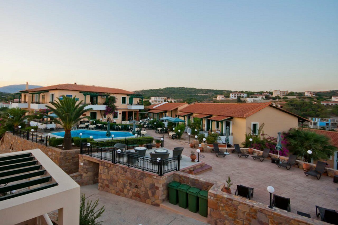Sun Village Hotel Apartments Megás Limniónas Eksteriør bilde